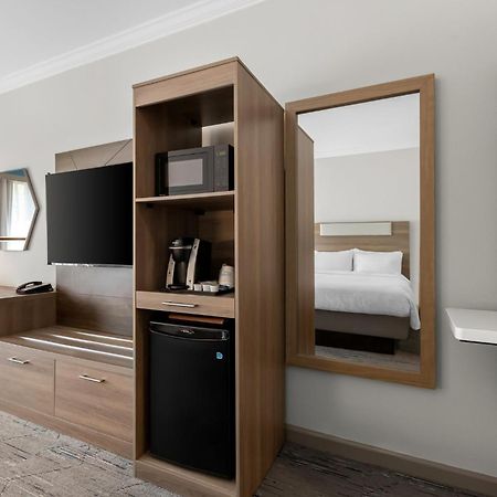 Holiday Inn Express Princeton Southeast By Ihg Plainsboro Екстериор снимка