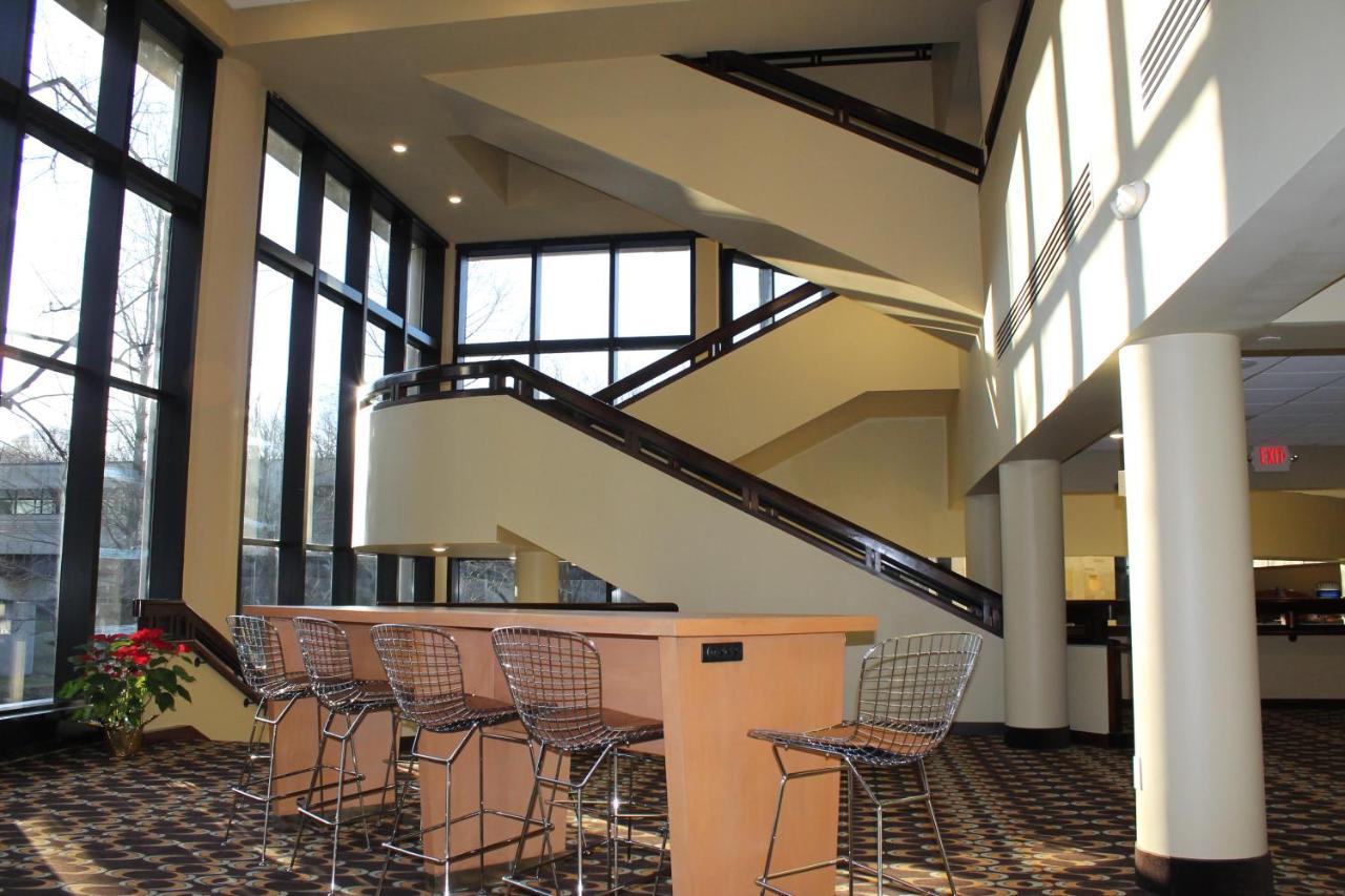 Holiday Inn Express Princeton Southeast By Ihg Plainsboro Екстериор снимка