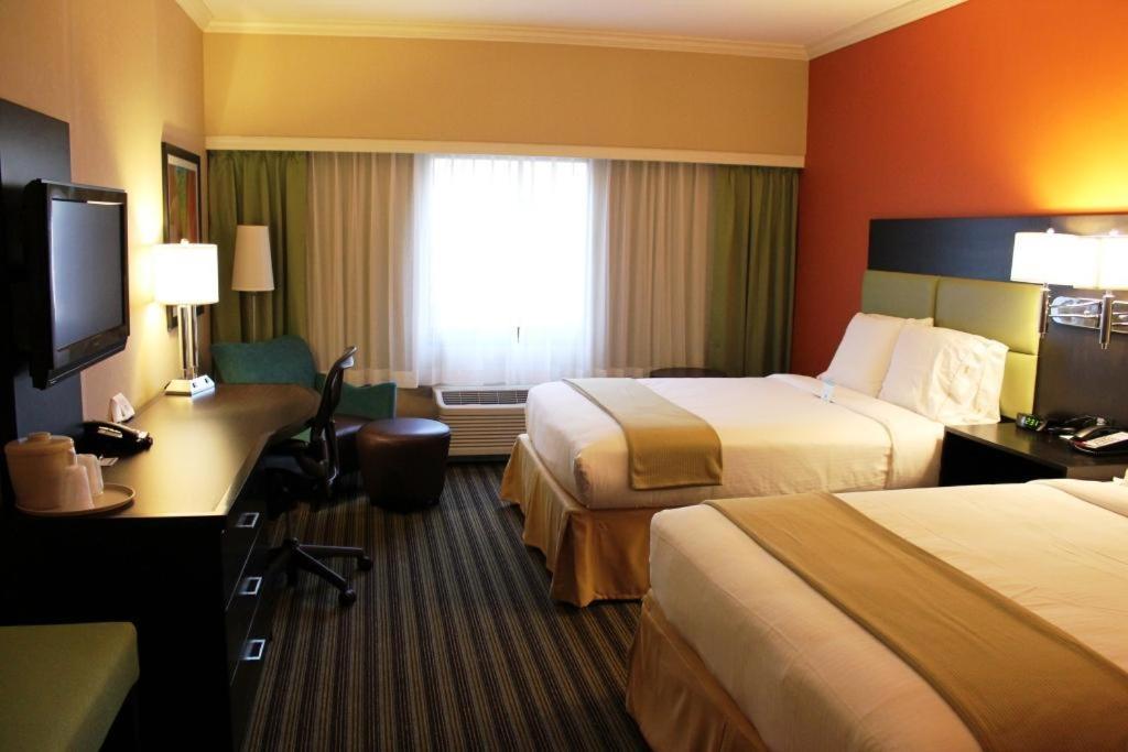 Holiday Inn Express Princeton Southeast By Ihg Plainsboro Екстериор снимка