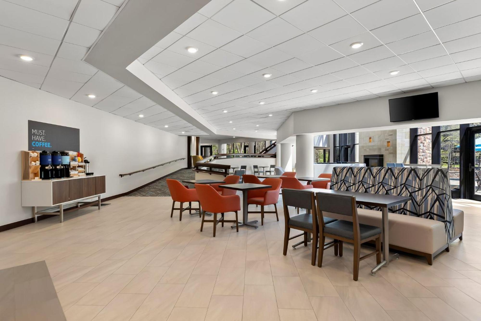 Holiday Inn Express Princeton Southeast By Ihg Plainsboro Екстериор снимка