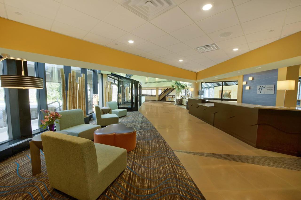 Holiday Inn Express Princeton Southeast By Ihg Plainsboro Екстериор снимка